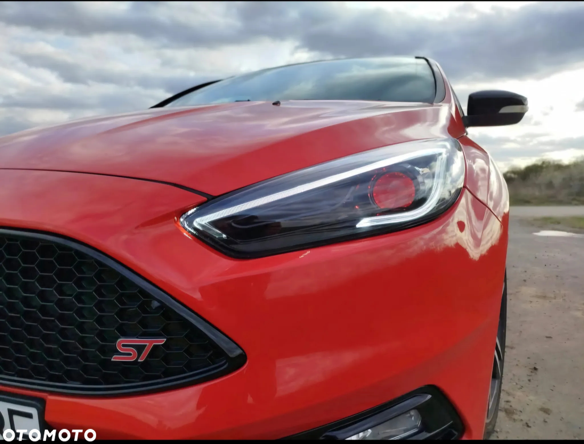 Ford Focus 2.0 EcoBoost ST - 13