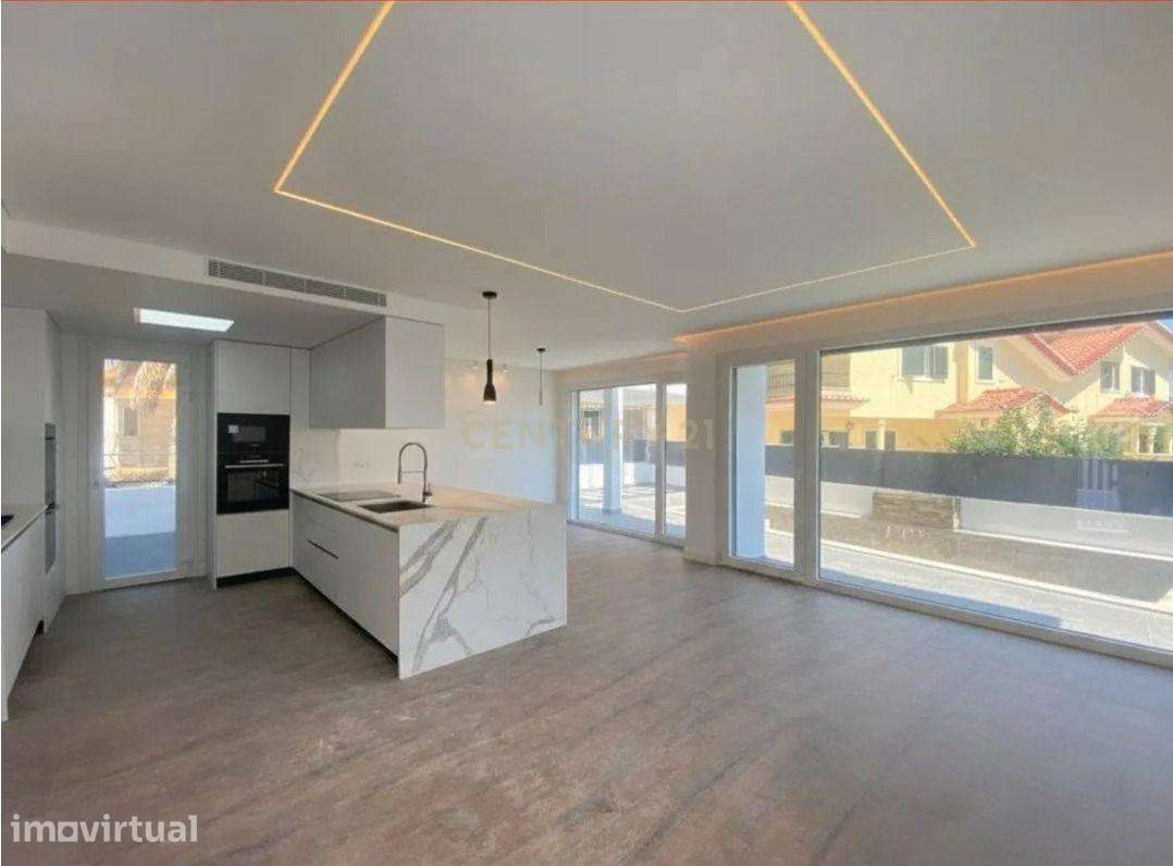 Moradia nova T3 com piscina, jacuzzi e vista mar — Zambujal, São Domin - Grande imagem: 5/12