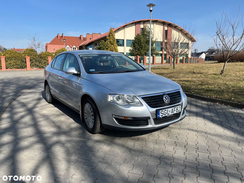 Volkswagen Passat 1.8 TSI Sportline - 2