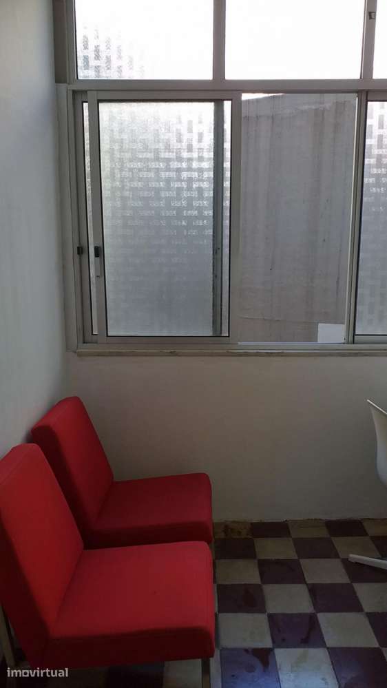 Quarto - localizado em Arroios Lisbon - Grande imagem: 3/21