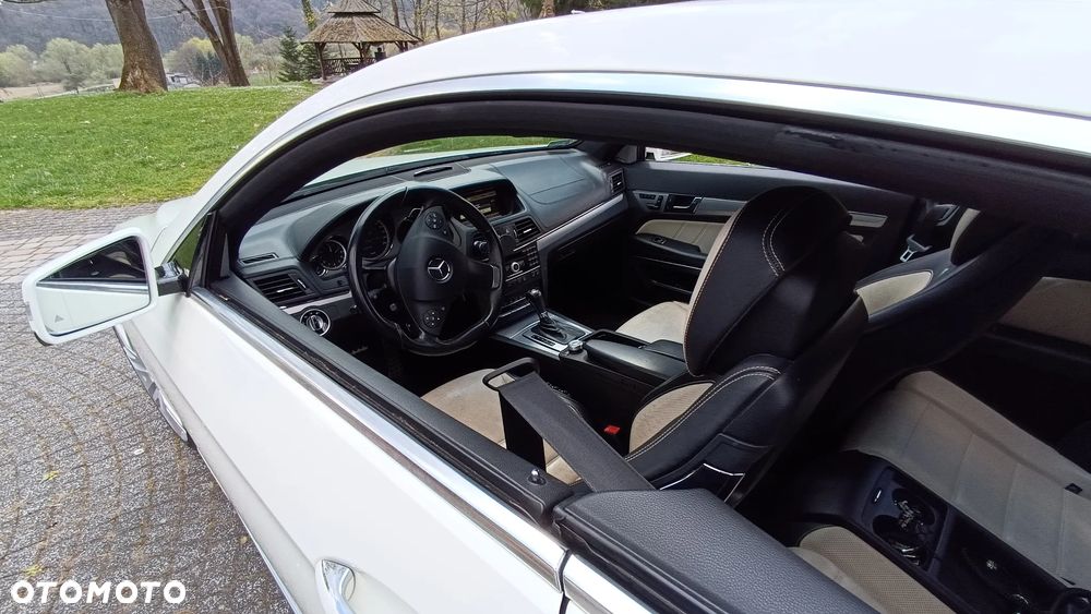 Mercedes-Benz Klasa E 500 7G-TRONIC Avantgarde - 35