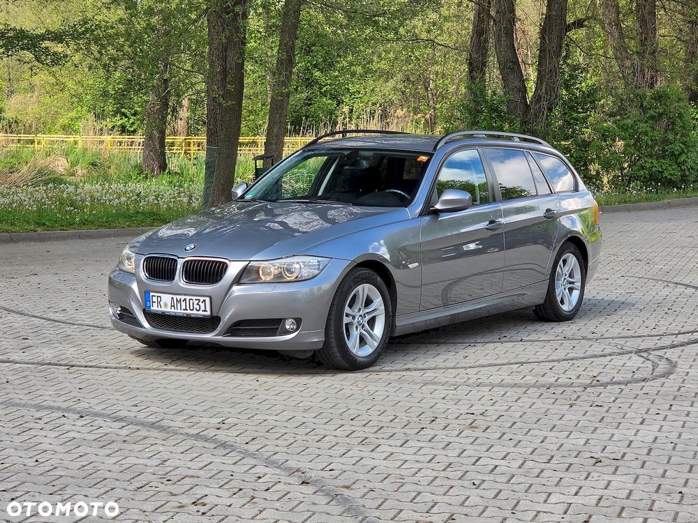 BMW Seria 3 318d - 1