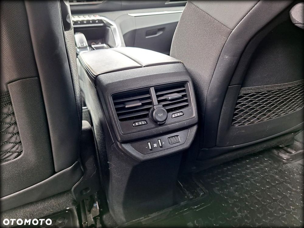 Peugeot 5008 2.0 BlueHDi Road Trip S&S EAT8 - 18