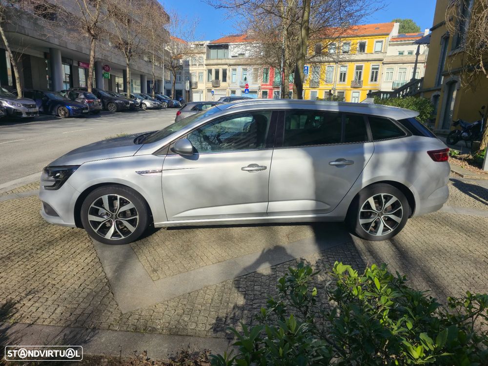 Renault Mégane Sport Tourer BLUE dCi 115 BOSE EDITION - 12