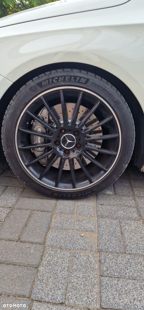 Mercedes-Benz Klasa A 45 AMG 4-Matic - 24