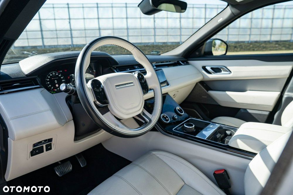 Land Rover Range Rover Velar - 15