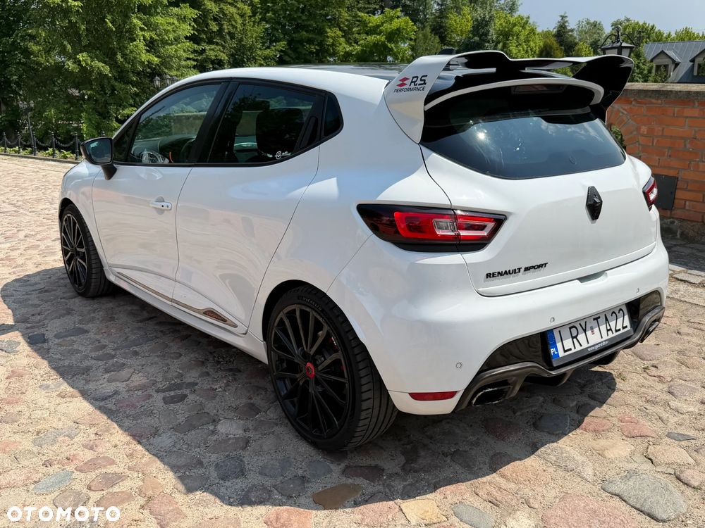 Renault Clio TCe 220 EDC R.S Trophy - 11