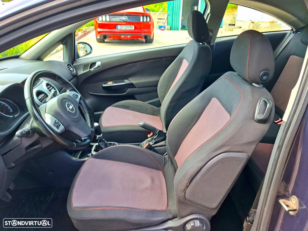 Opel Corsa 1.2 Black Edition - 9