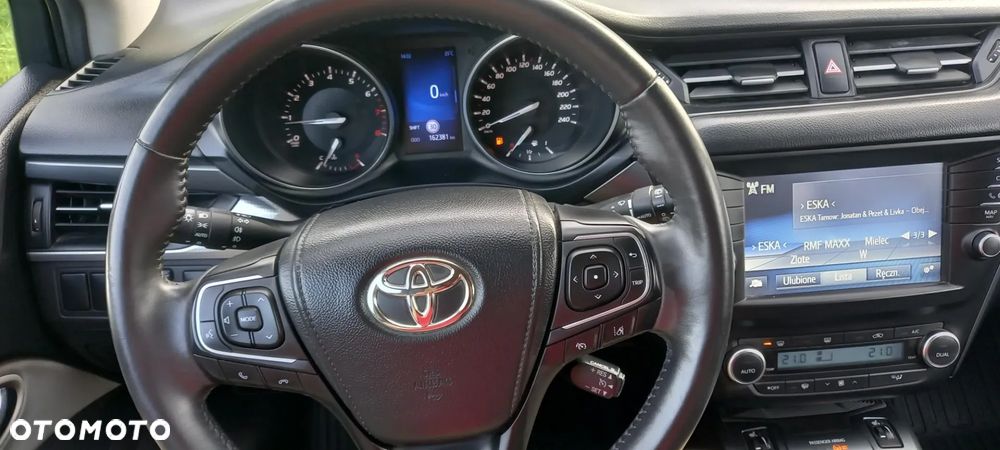 Toyota Avensis Touring Sports 1.8 Business Edition - 12