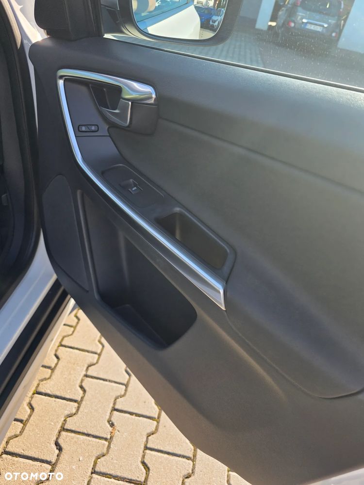 Volvo XC 60 - 16