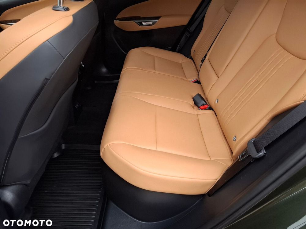 Lexus NX 350h Prestige 2WD - 18