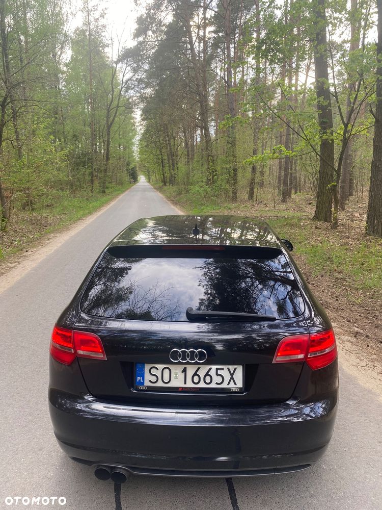 Audi A3 Sportback 2.0 TDI DPF quattro S line Sportpaket - 3
