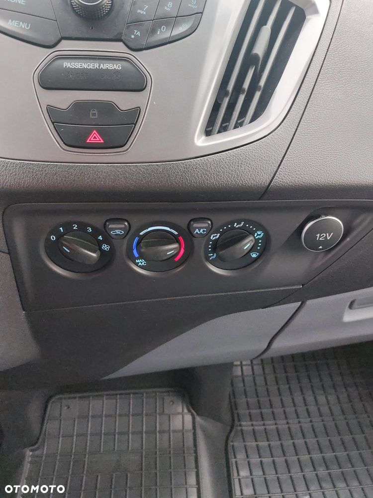 Ford Transit Custom - 10