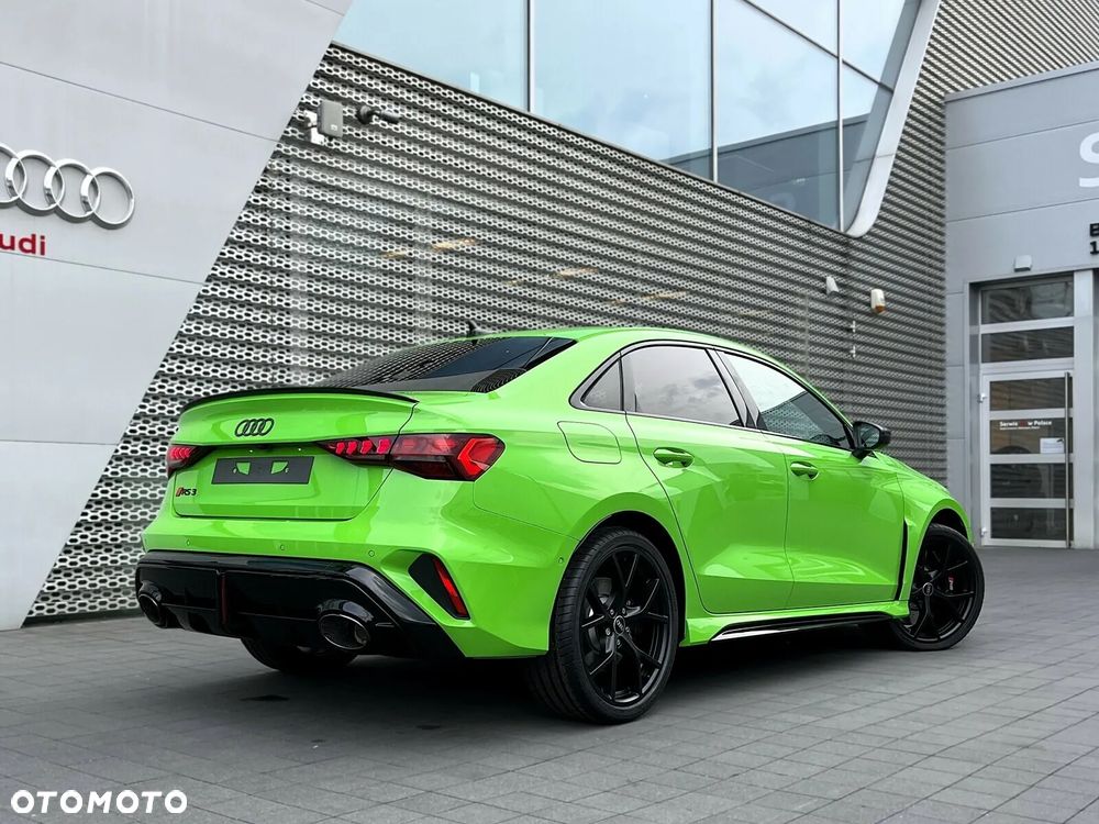 Audi RS3 Limousine - 9
