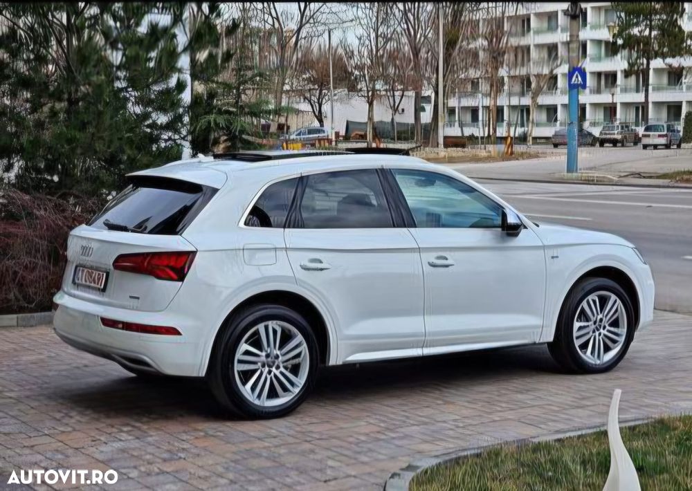 Audi Q5 2.0 TFSI S tronic Sport - 2