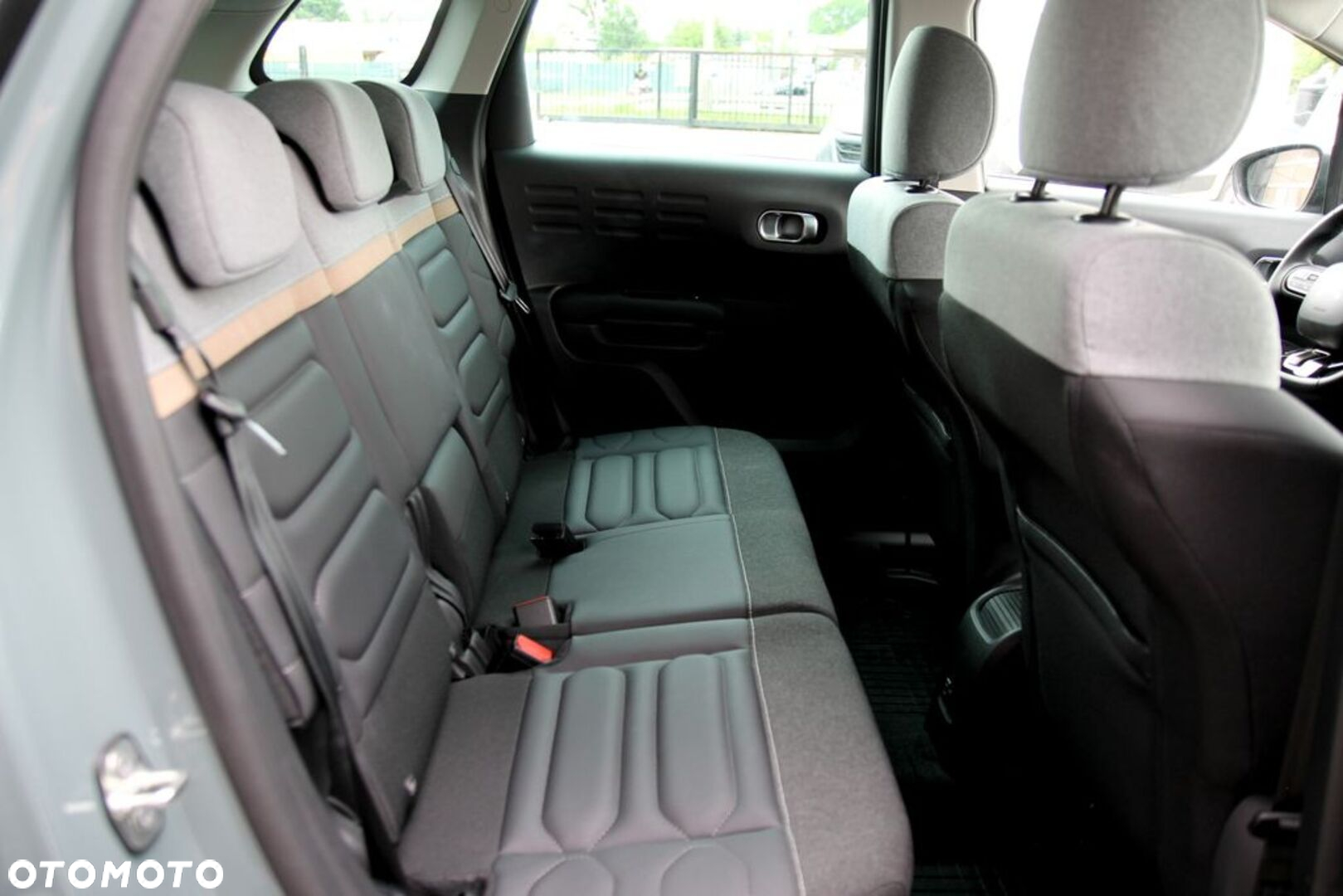 Citroën C3 Aircross 1.2 PureTech Shine S&S EAT6 - 26