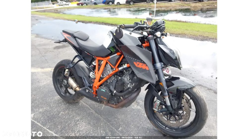 KTM Super Duke - 1