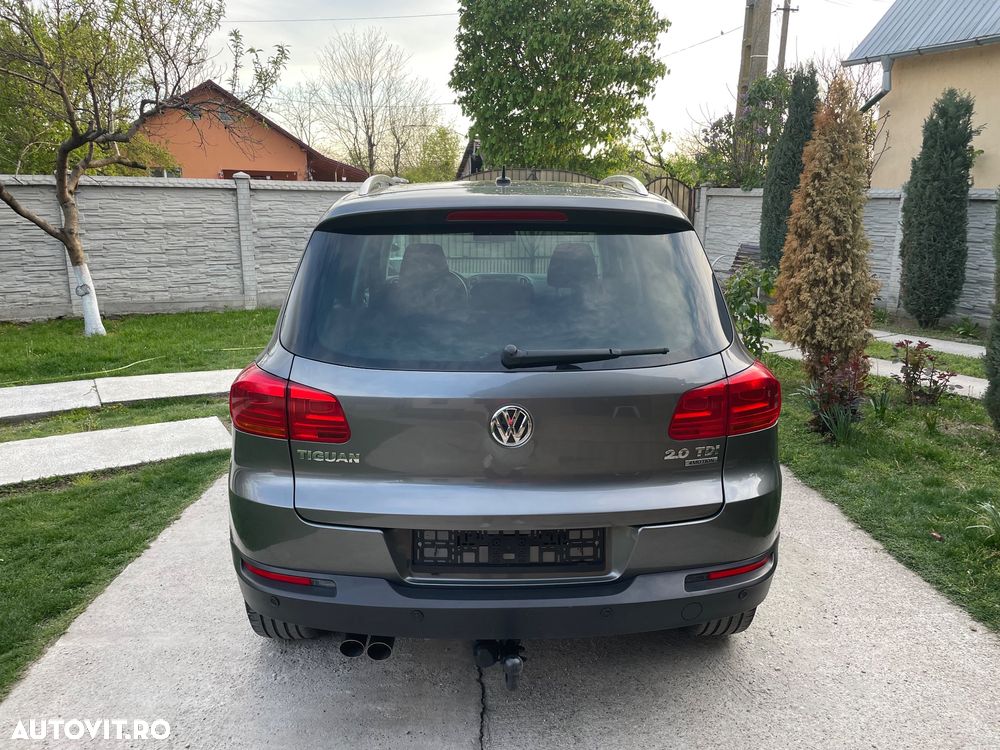 Volkswagen Tiguan - 11