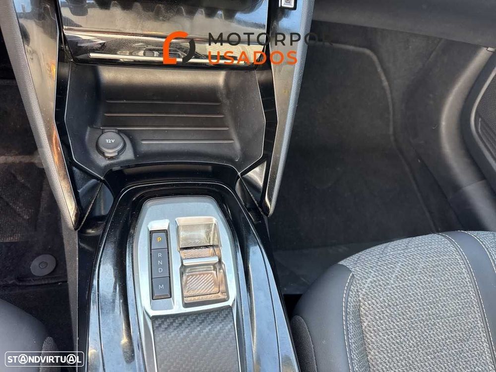 Peugeot 208 1.2 Hybrid Allure e-DCS6 - 15