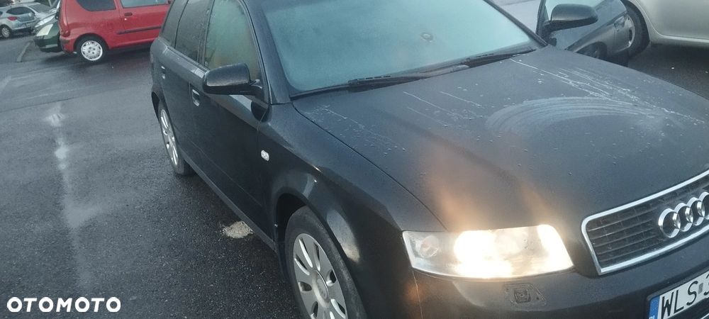 Audi A4 Avant - 1