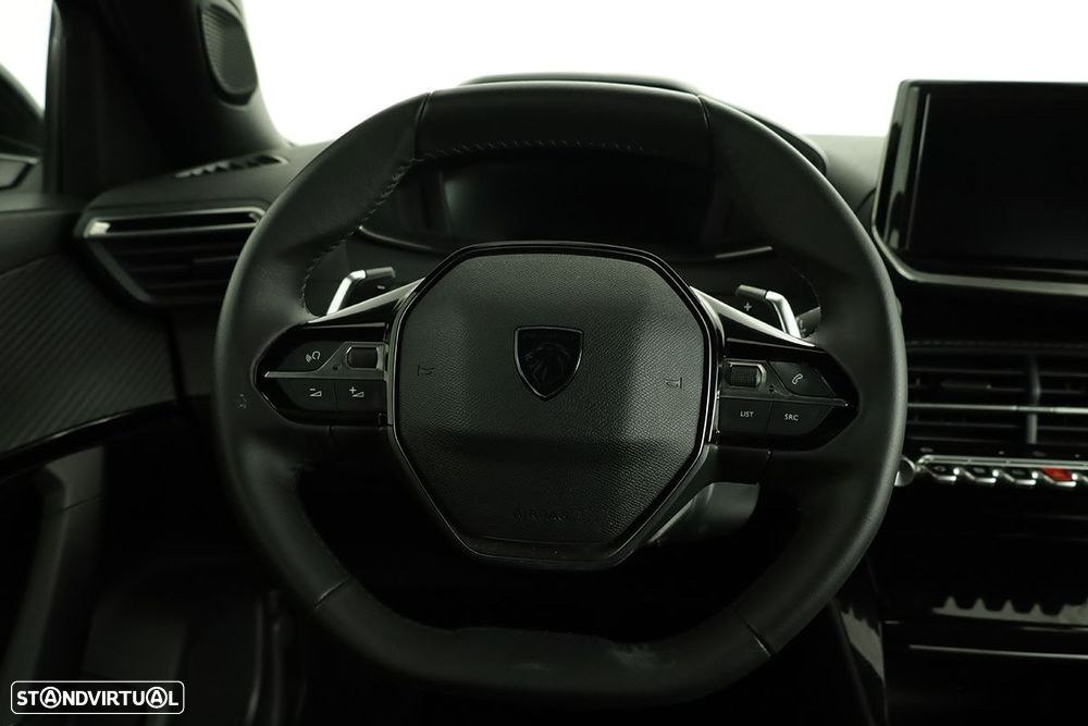 Peugeot 2008 1.2 PureTech Allure EAT8 - 15