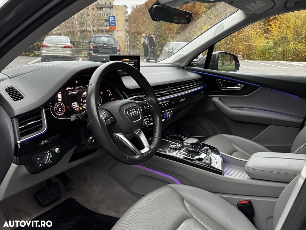 Audi Q7 3.0 TFSI Quattro Tiptronic - 10