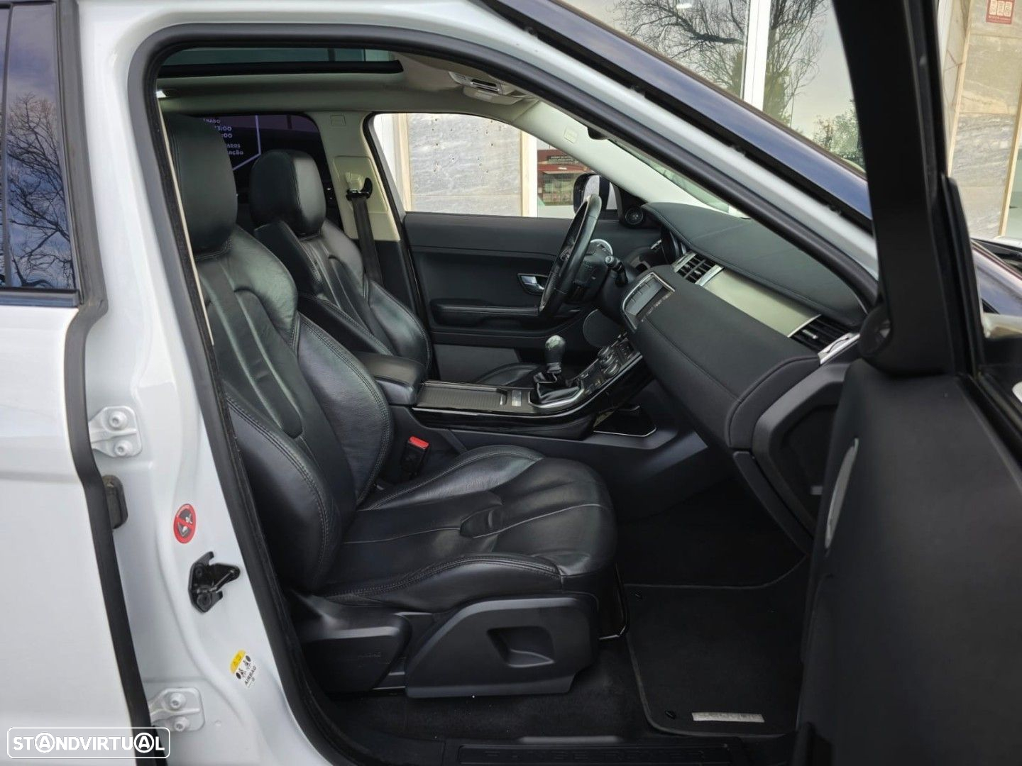 Land Rover Range Rover Evoque 2.2 eD4 Pure Tech - 23