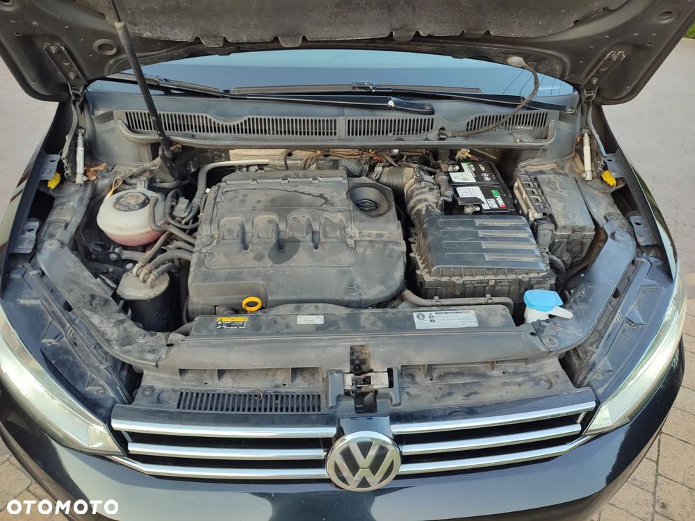 Volkswagen Touran 2.0 TDI SCR (BlueMotion Technology) DSG Highline - 27