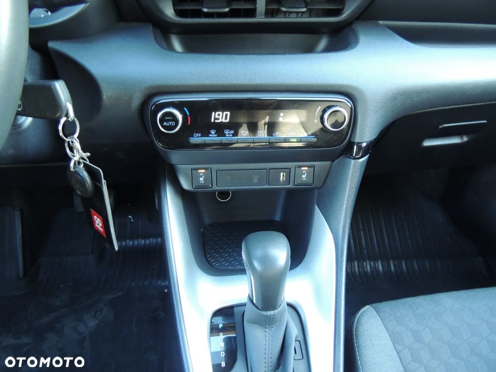 Toyota Yaris Hybrid 1.5 Comfort - 19