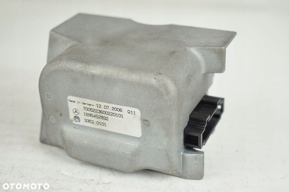 komputer zestaw * mercedes a2661538479 a0024463140 - 6