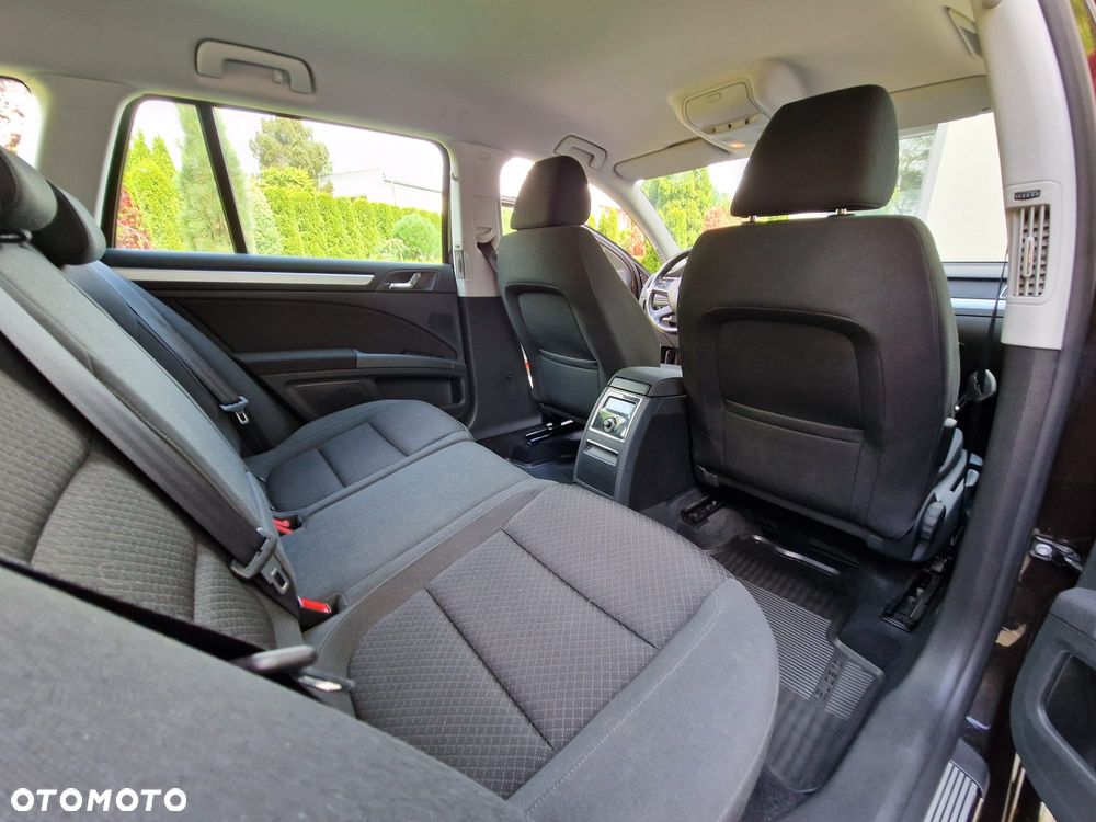 Skoda Superb 2.0 TDI Active - 8