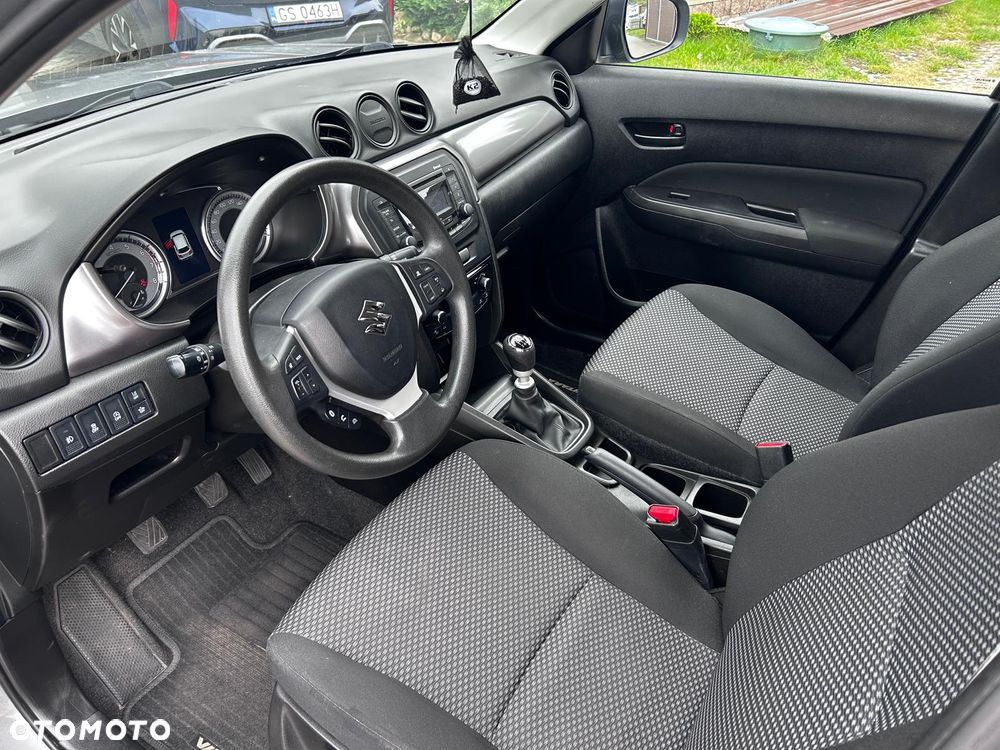 Suzuki Vitara - 10