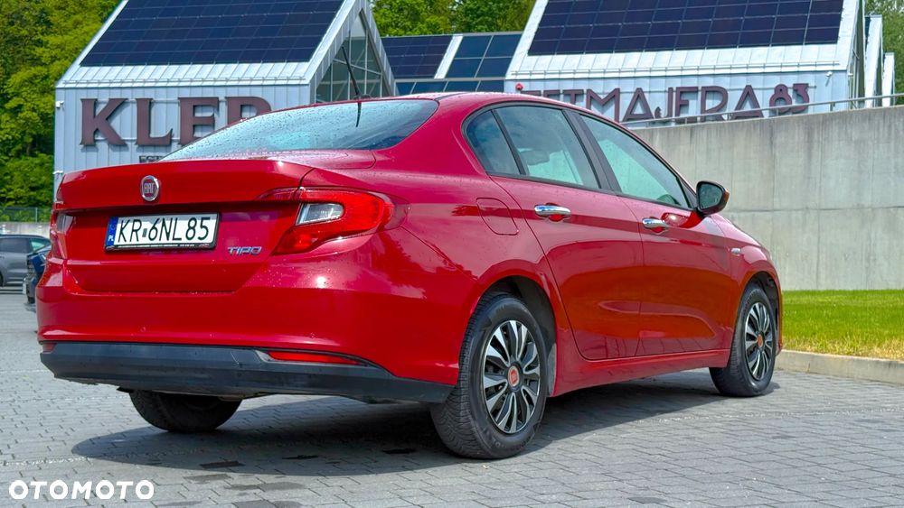 Fiat Tipo 1.4 16V Lounge EU6d - 12