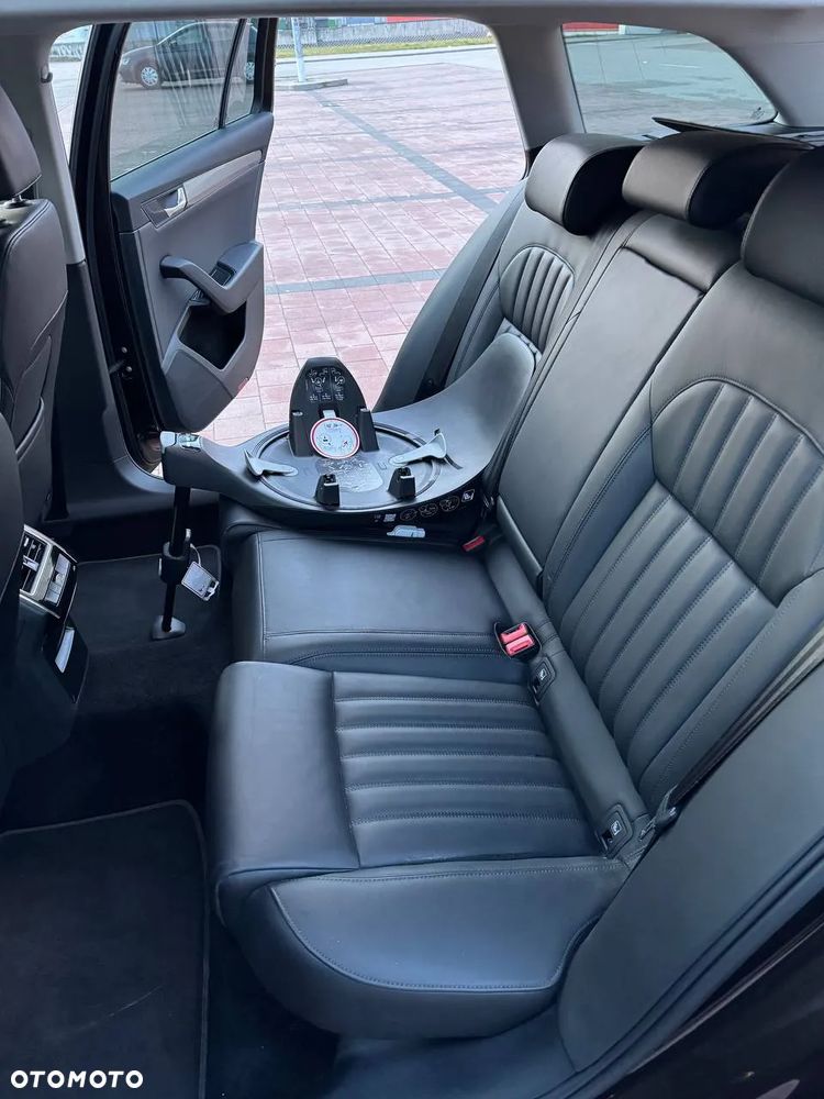 Skoda Superb 2.0 TDI SCR Active DSG - 10