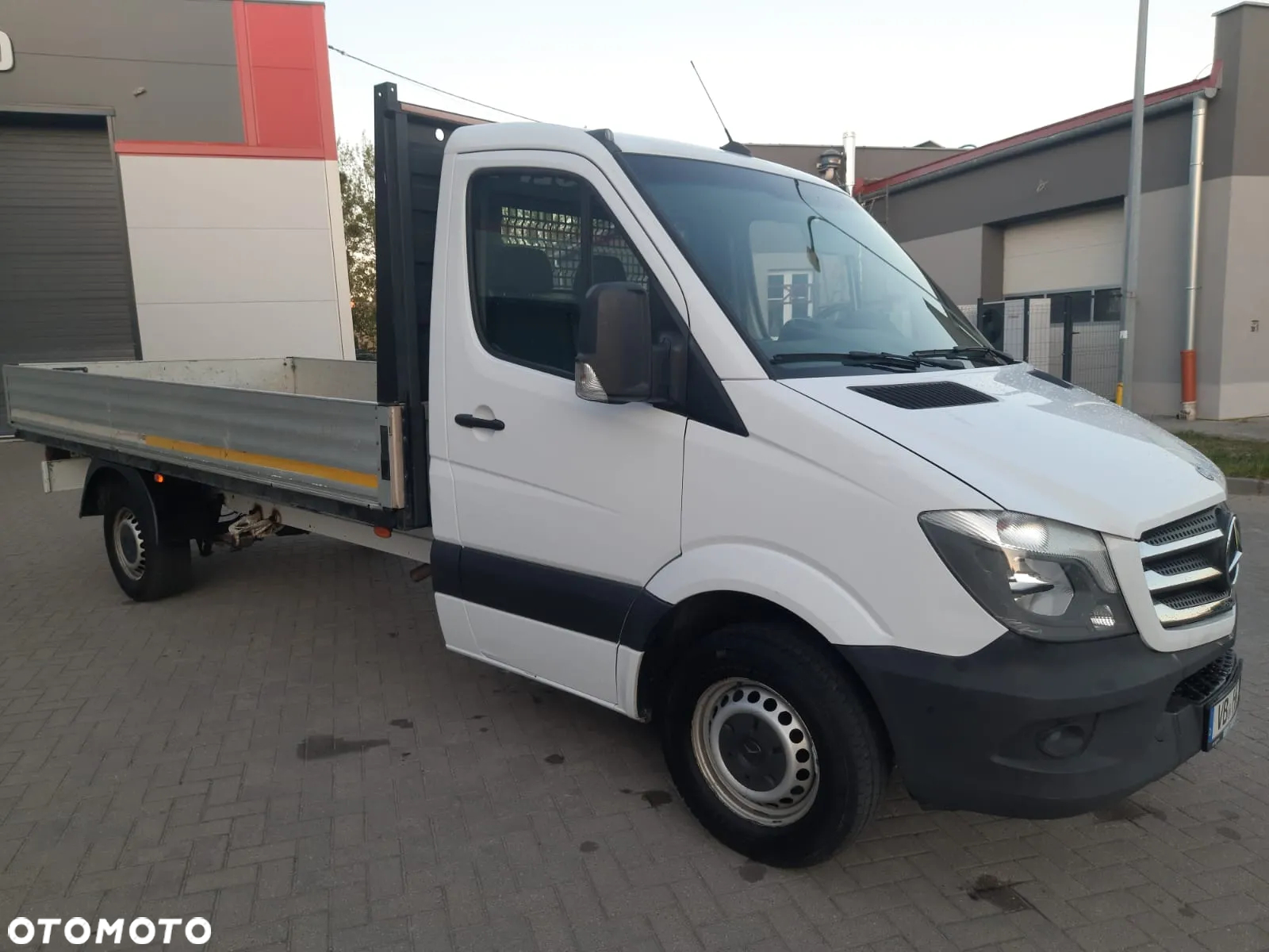 Mercedes-Benz Sprinter - 8