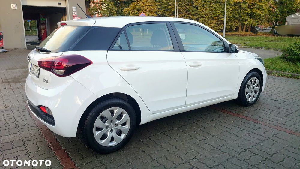 Hyundai i20 1.2 - 7