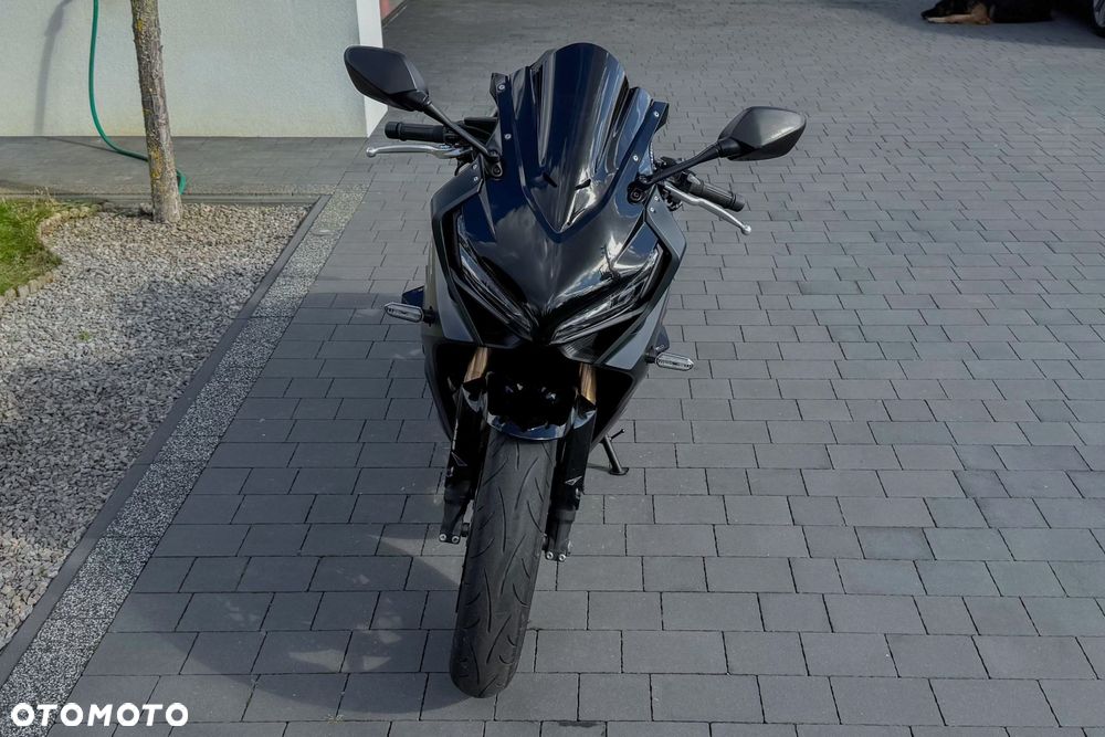 Honda CBR - 26
