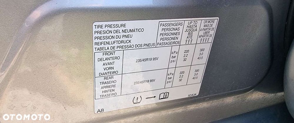 Infiniti Q30 - 22