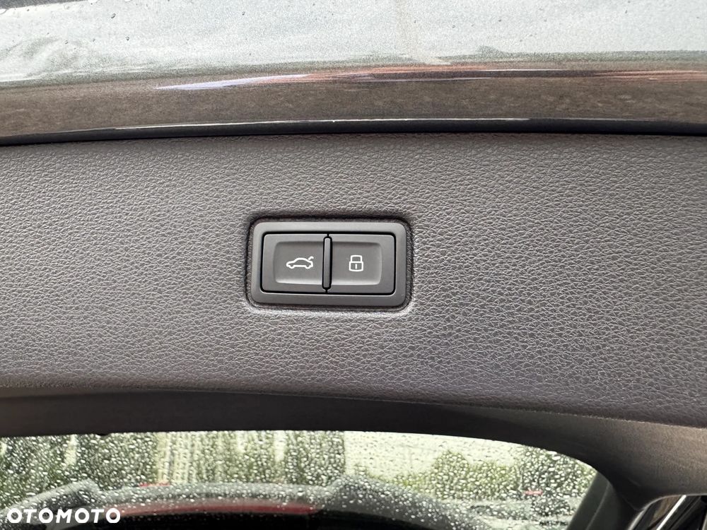 Audi Q7 55 TFSI mHEV Quattro S Line Tiptr - 33