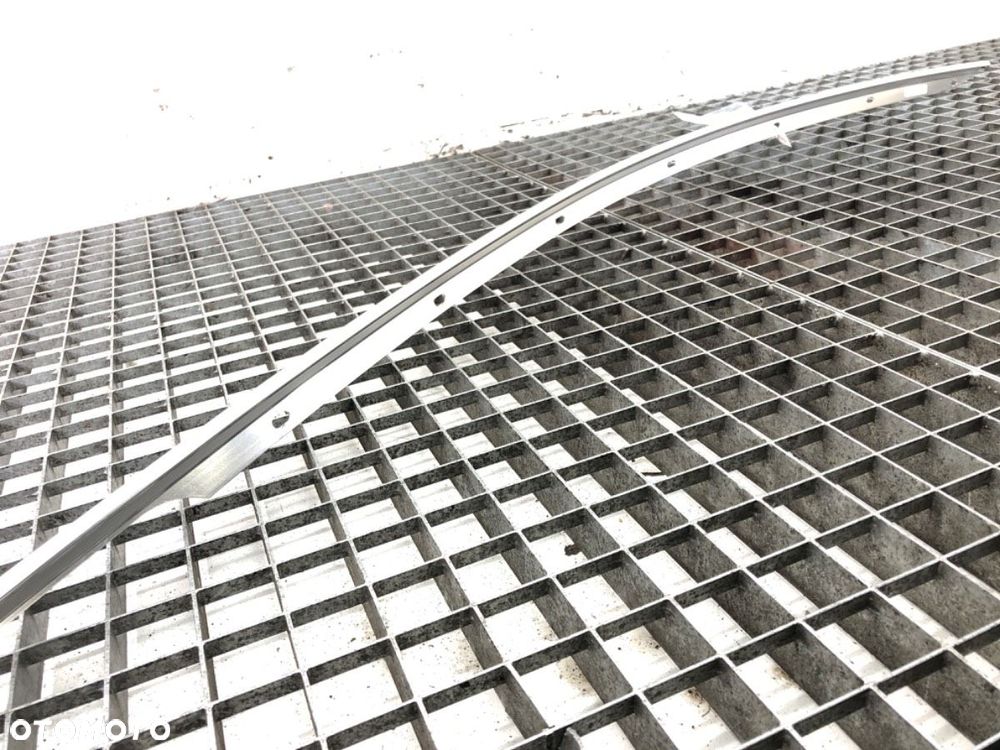 LISTWA CHROM PRAWA KAROSERYJNA  MASERATI QUATTROPORTE VI 2012 - 2022 3.0 S Q4 302 kW [411 KM] - 3