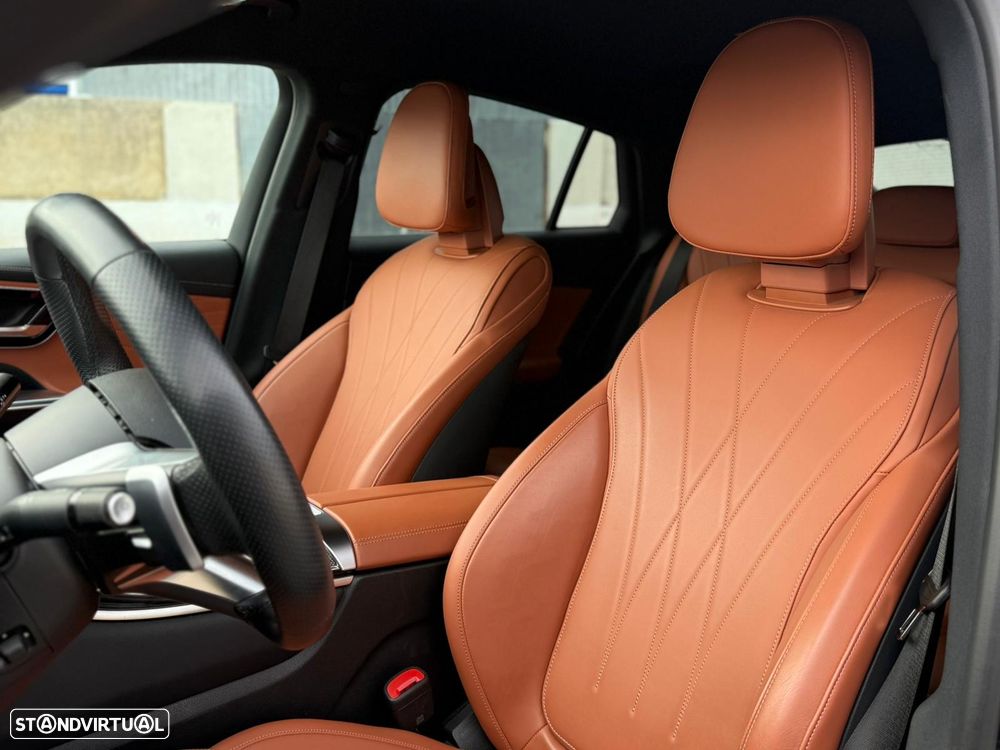 Mercedes-Benz GLC 300 de Coupe 4Matic - 9