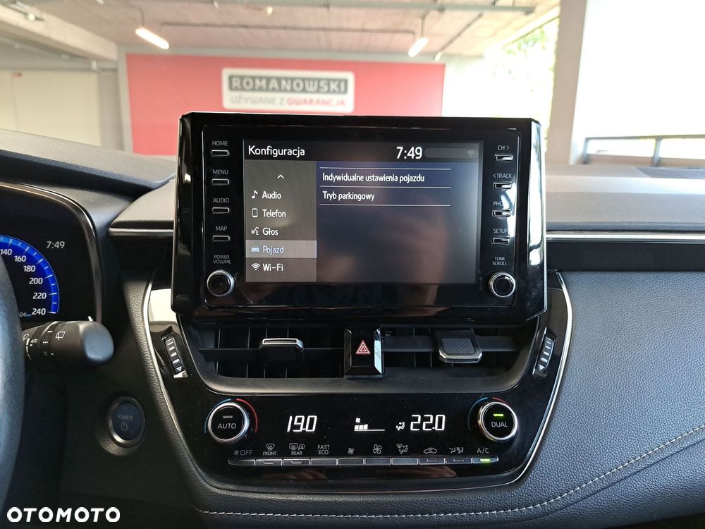 Toyota Corolla 1.8 Hybrid Comfort - 21