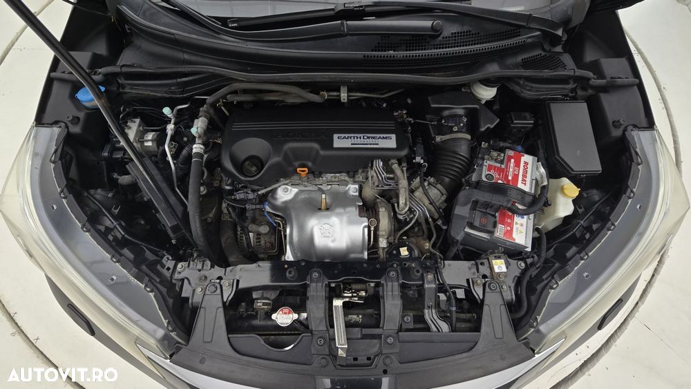 Honda CR-V - 24
