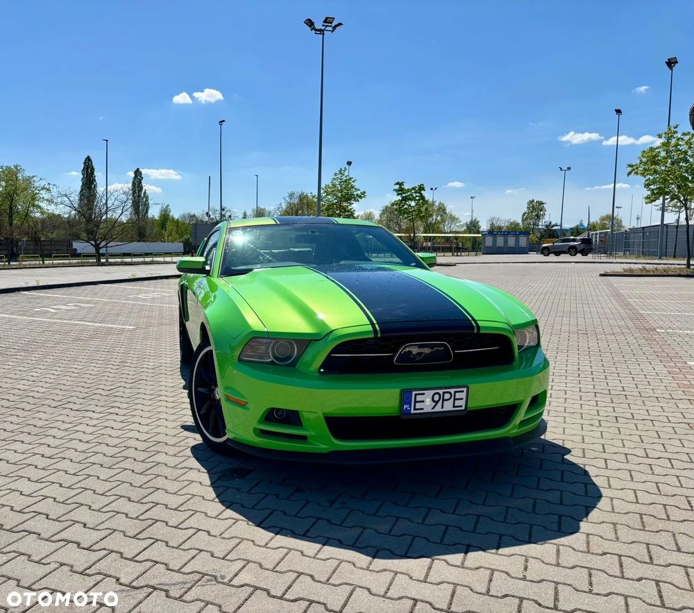 Ford Mustang 3.7 V6 Premium - 3