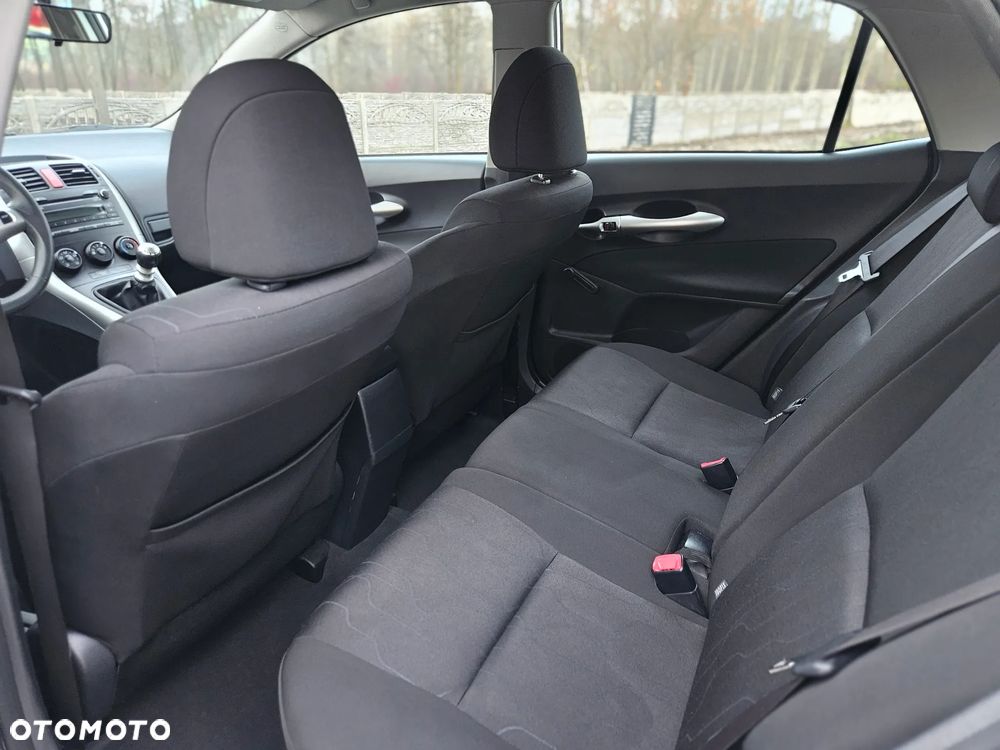 Toyota Auris 1.33 Dual-VVT-i START Edition - 12