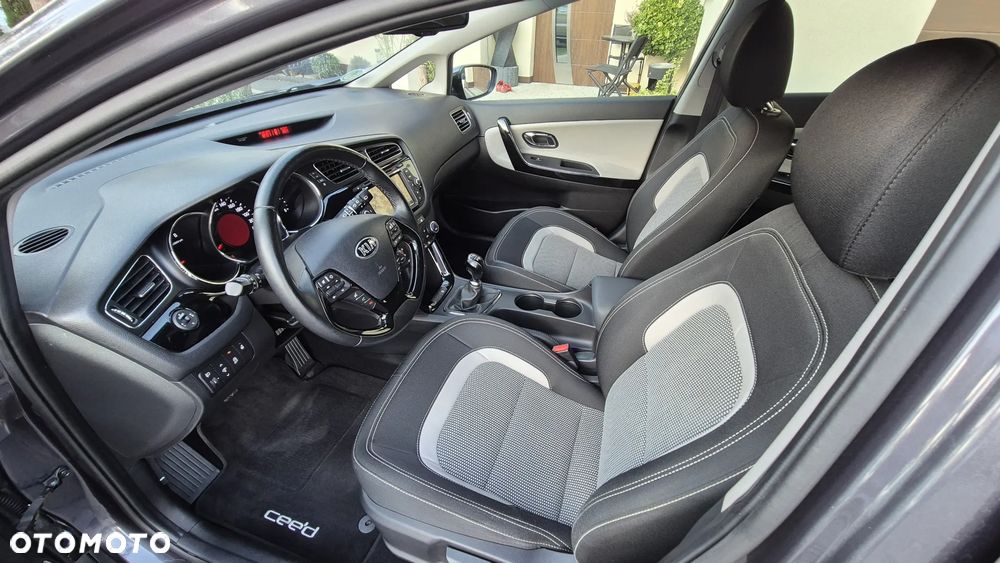 Kia Ceed 1.4 XL - 25