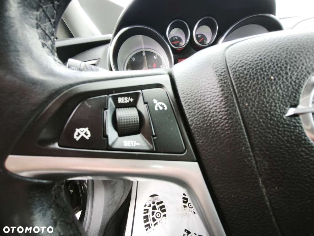 Opel Astra - 10