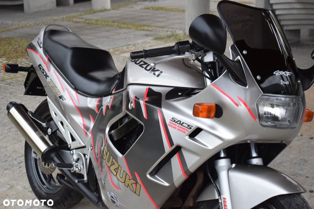 Suzuki GSX-F - Katana - 3
