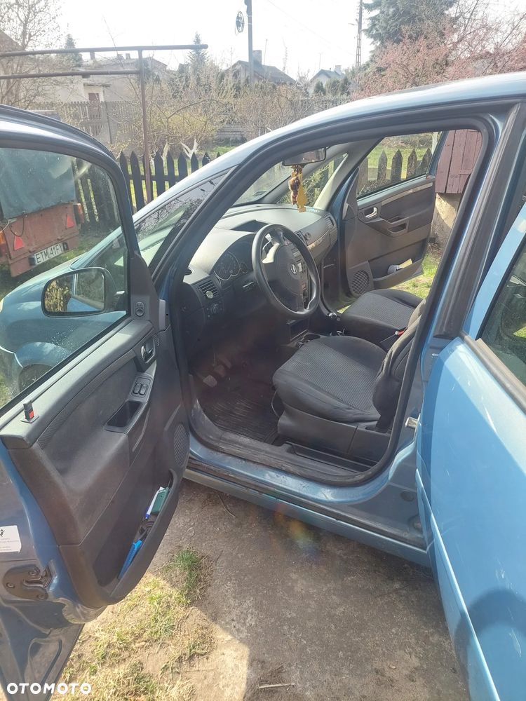 Opel Meriva - 10