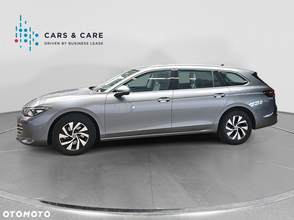 Volkswagen Passat - 31